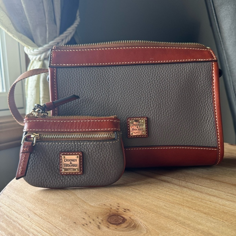 NWT Dooney & Bourke Pebble Leather Zip Crossbody w/Small Coin Case Elephant Gray